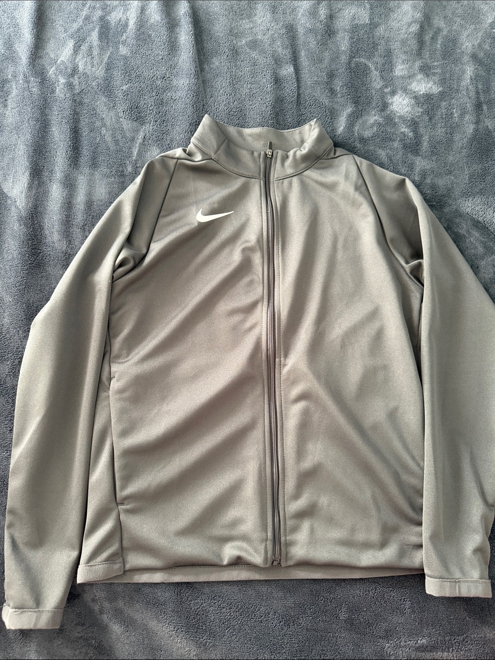 Nike boys Gray Full-Zip Track Jacket
